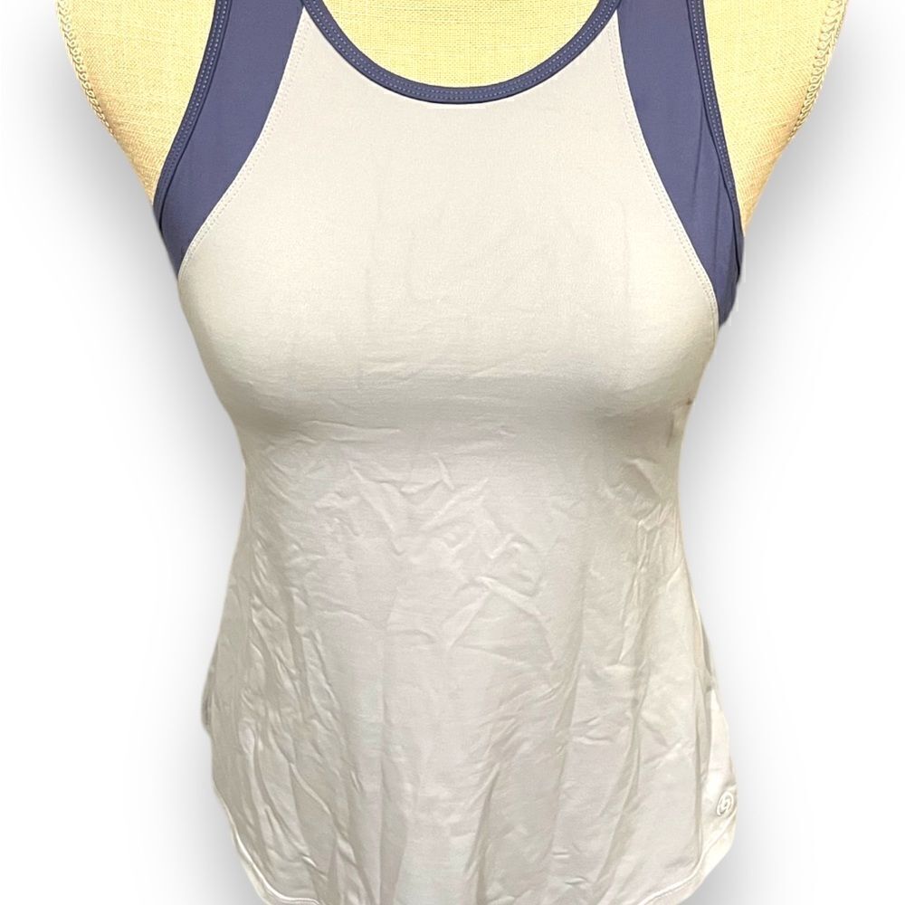 Lija | EUC Women’s Performance Exercise Tank in contrasting blues size Small